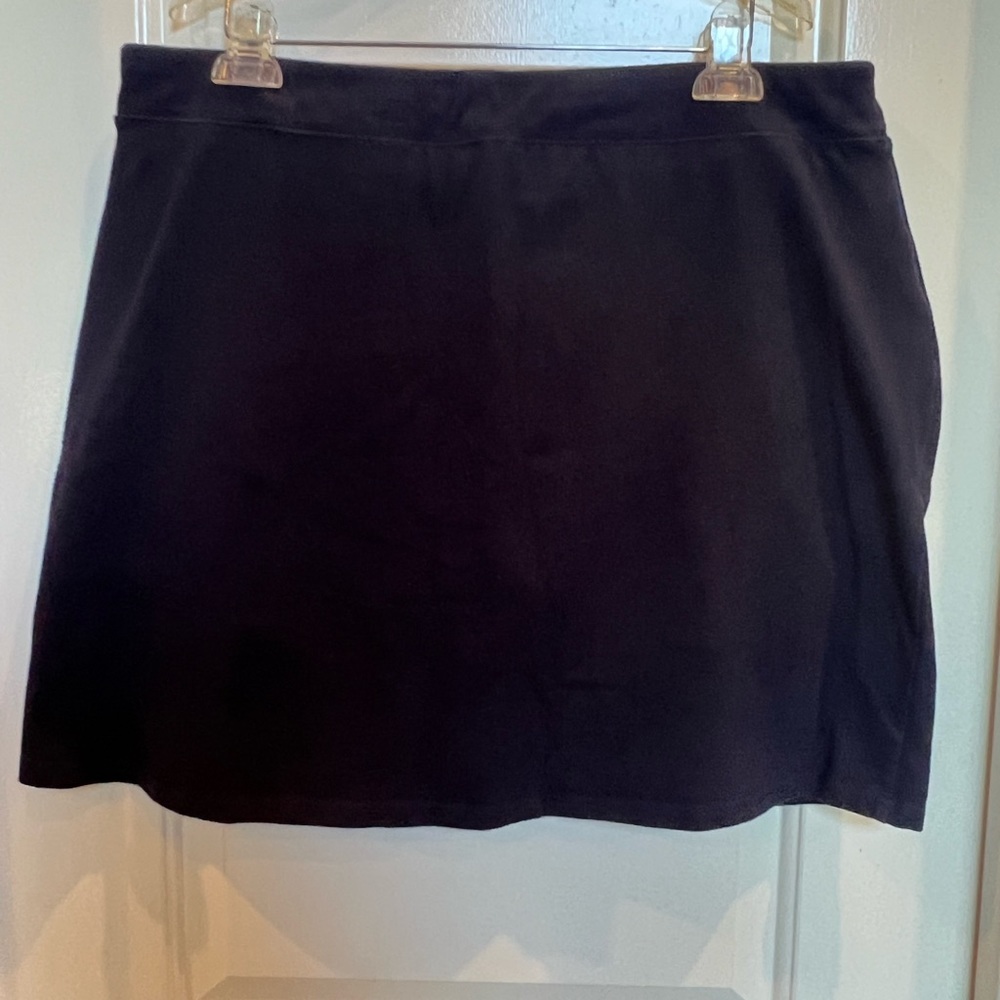 Talbots Skort. Navy Blue. XL.